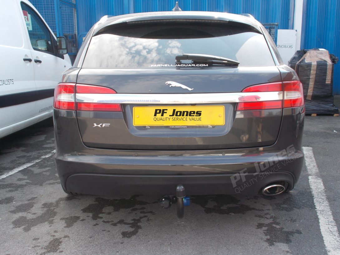 Tow bar on sale jaguar xf