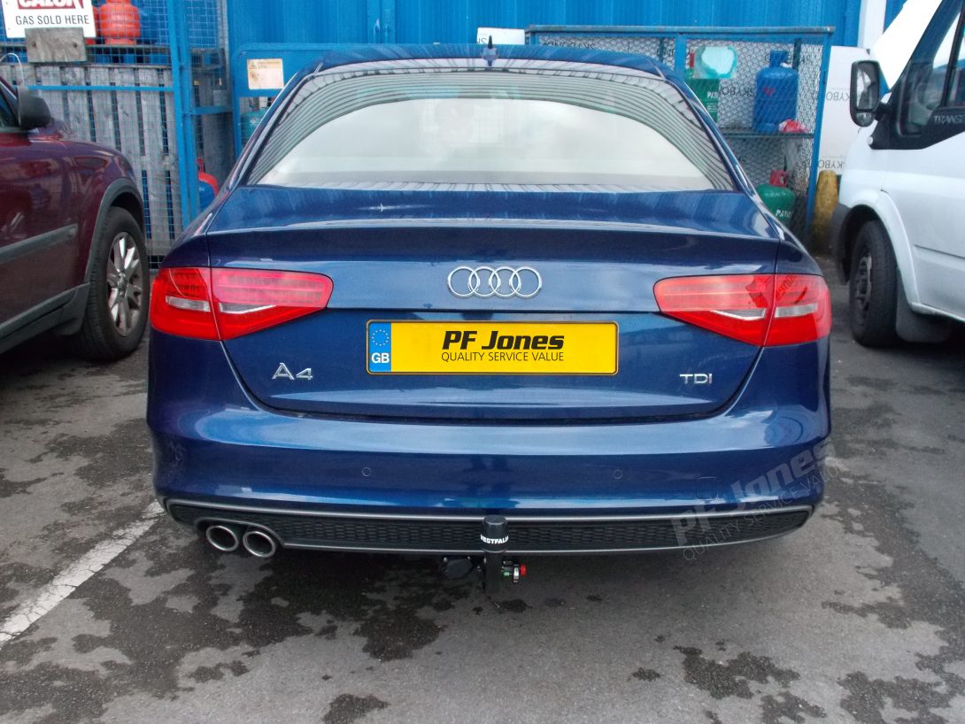 Audi A4 Saloon Tow Bar Fitting 305445 | PF Jones