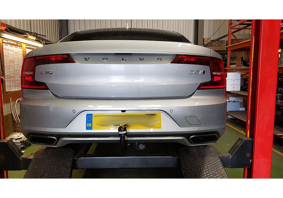 Volvo v90 on sale tow bar